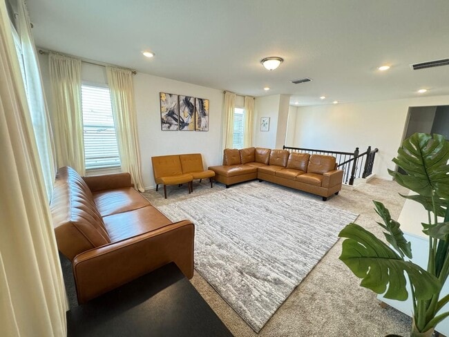Photo - 4414 Acerno St