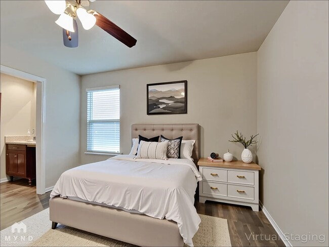 Photo - 13011 Lineberry Ln