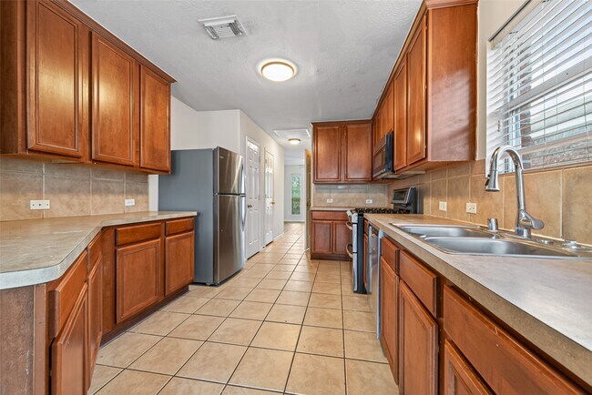 Photo - 9127 N Ferndale Pl Dr