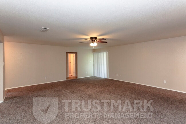 Photo - 5304 Vail Dr