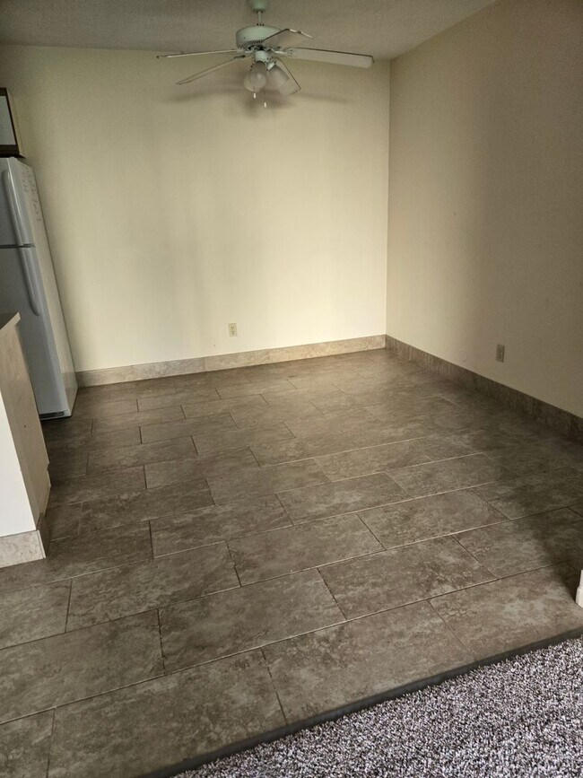 Evergreen Square Apartments