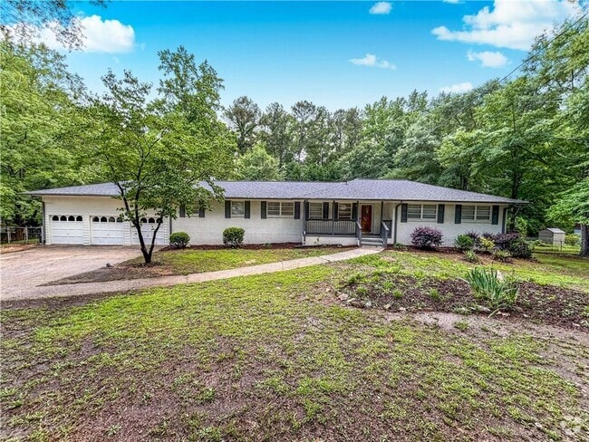 Building Photo - 4239 Pinetree Dr Rental