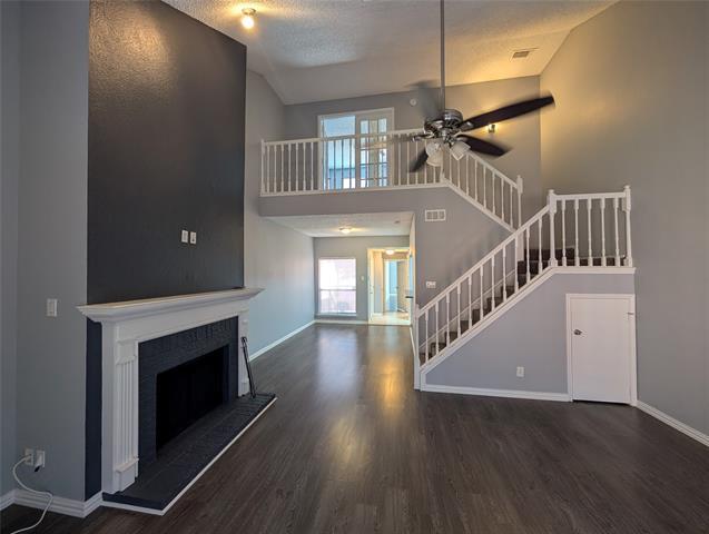 Building Photo - 12660 Hillcrest Rd Unit 5206