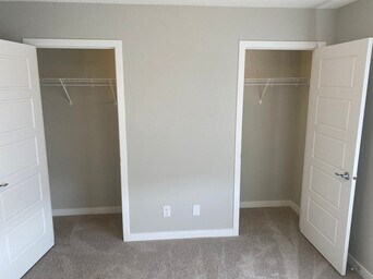 Photo - 301 Redstone Blvd NE