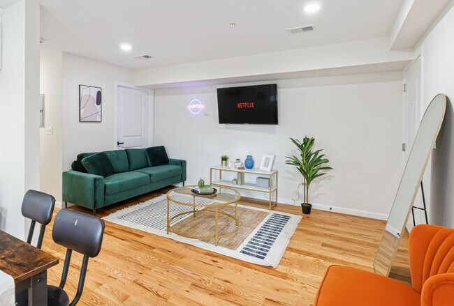 Photo - 549 S Orange Ave Unit 1