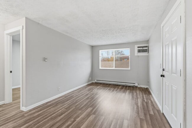 Photo - 2914 N Hogan St