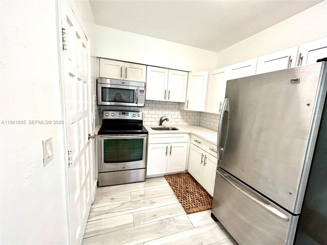 Photo - 6701 NE Miami Pl Unit 1