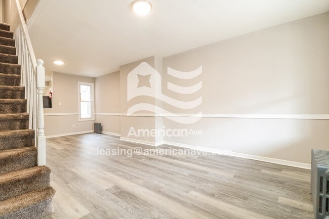 Photo - 6139 Algard St