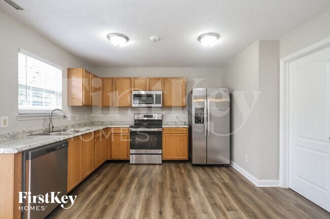 Photo - 1346 Alonzo Pl