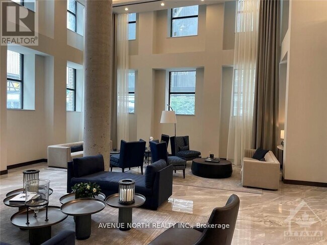 Photo - 180 Metcalfe St