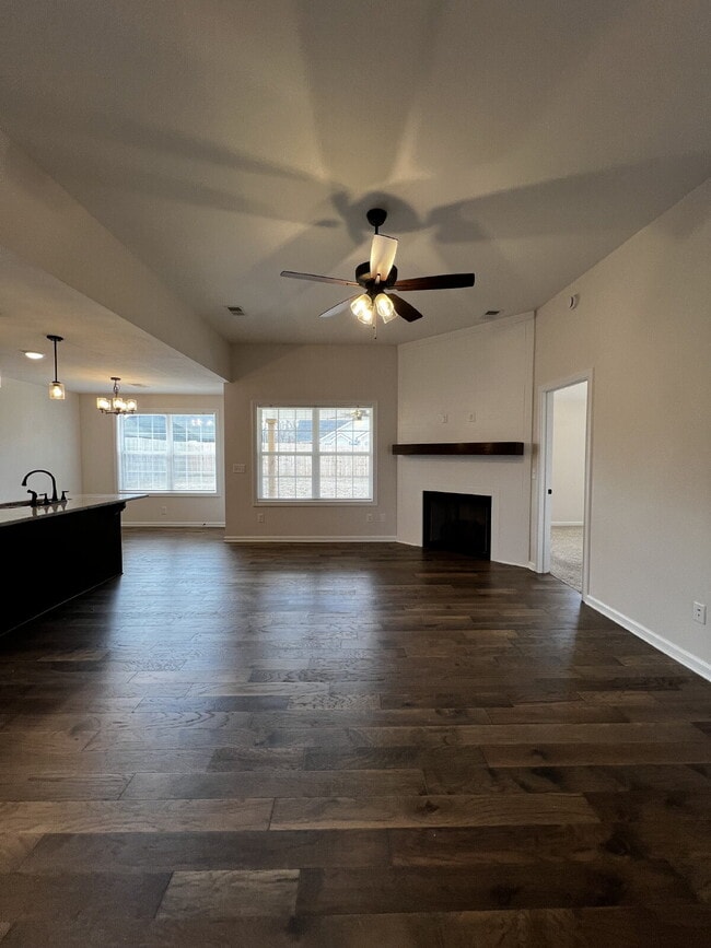 Photo - 1506 Fredrick Dr