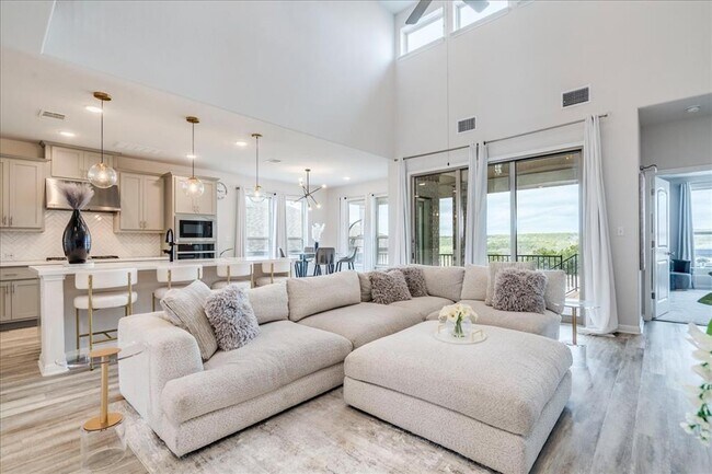 Photo - 4513 Lucabella Ln