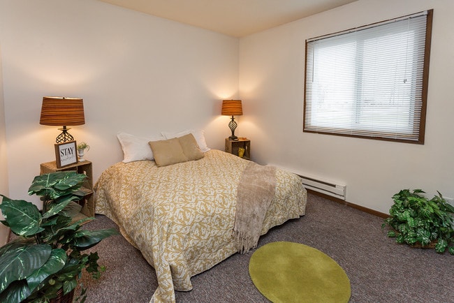 Photo - Newton Park Apartments