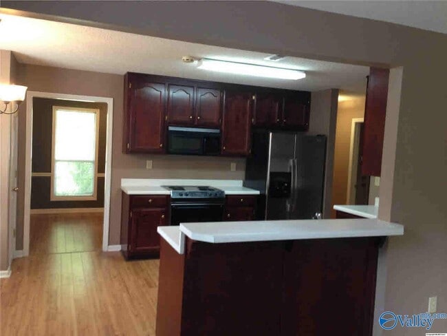 Photo - 110 Wildweed Ct