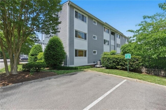 Building Photo - 500 Ocean Trace Arch Unit 201