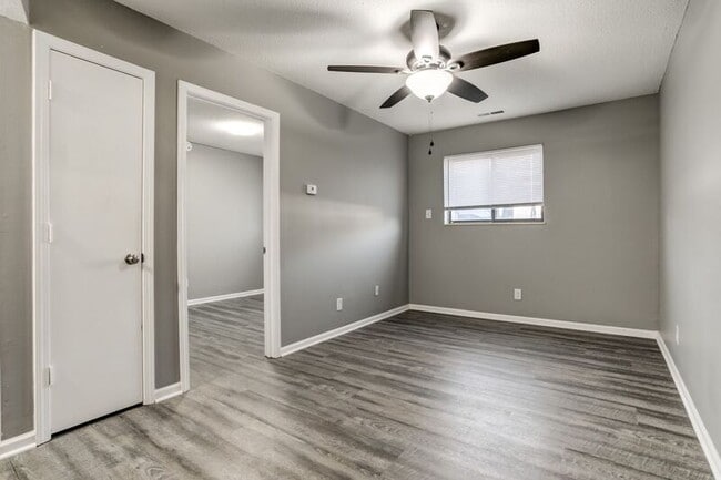 Building Photo - 3052 N 58th St