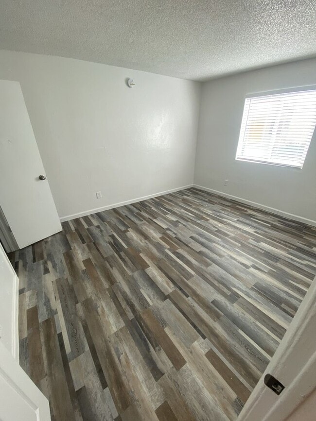 Photo - Buenas @ 1310 Apartments