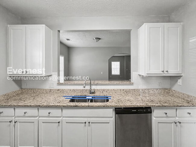 Photo - 8641 Thomas Rd