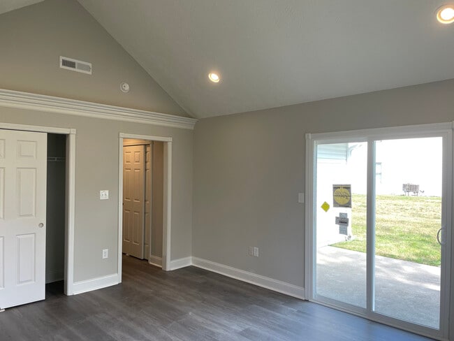 Photo - 10717 N Park Ave