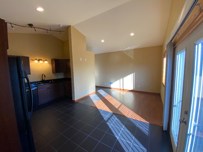Photo - 3209 Alabama St Apartment