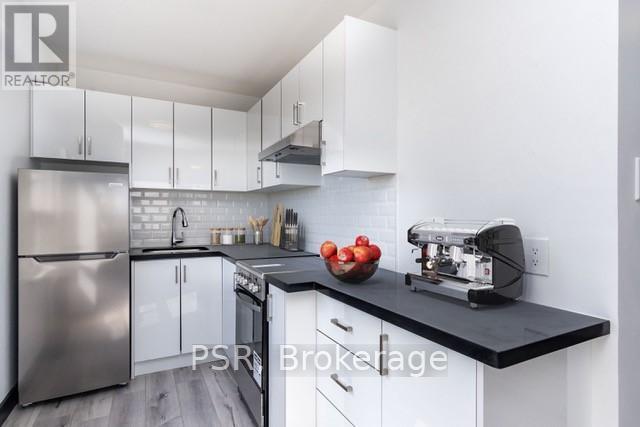 Photo - 600 Eglinton Ave W Unit 105