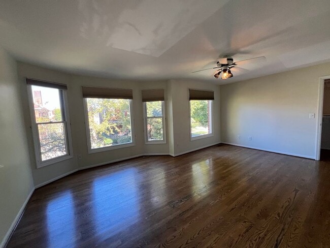 Photo - 22 Van Buren St