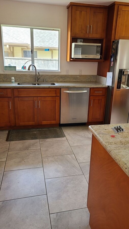 Photo - Miliani Na Pua 3 bedroom 2.5 bath fenced yard 2 car garage Pet Nego