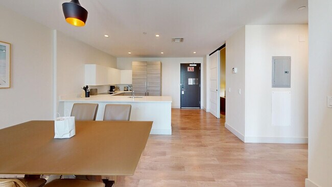 Photo - 411 Jimmy Buffett Mem Hwy Unidad ID1062702P