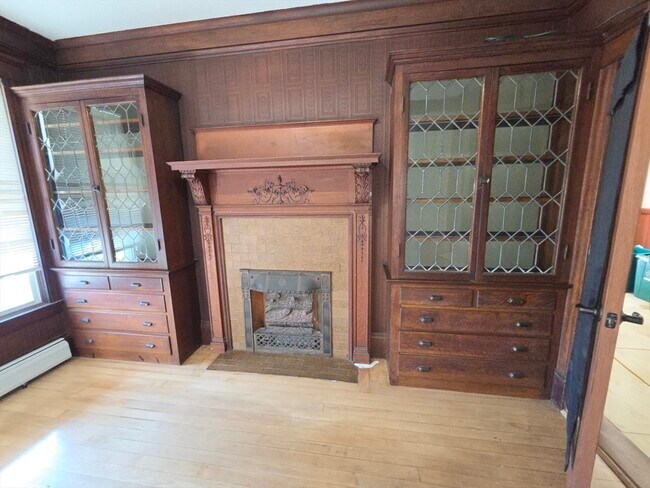 Photo - 659 Southbridge St Unidad 1