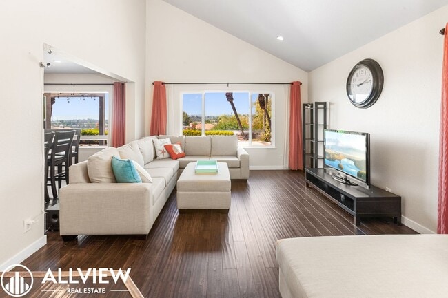 Photo - Beautifully Upgraded Home in Prime Mission Viejo Location