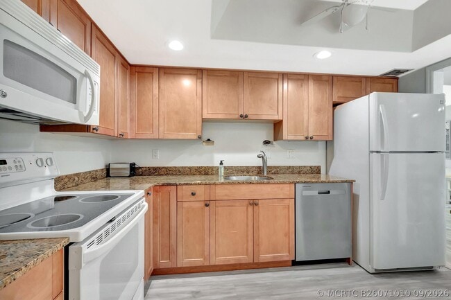Photo - 1566 Bridgewood Dr