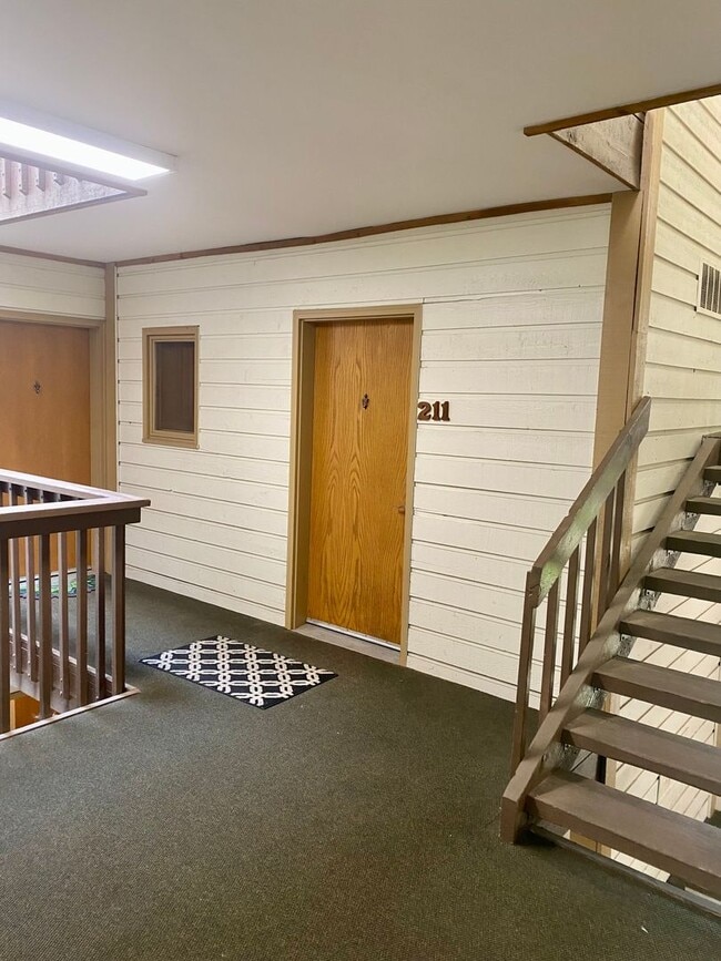 Photo - Furnished 2-Bedroom Condo with Great Amenities Unit 211