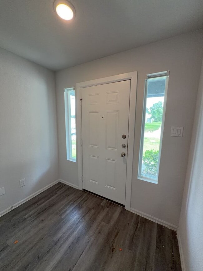 505 Hines Ave Unit B