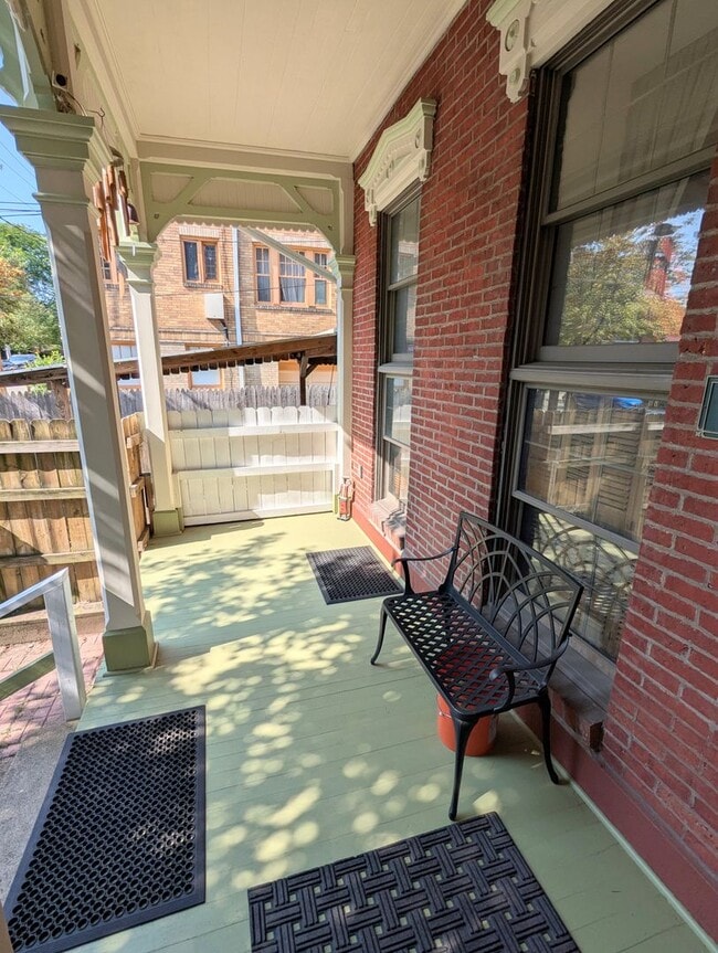 Photo - Unique 3 Bedroom, 2.5 Bathroom Single Family Home (Shadyside)