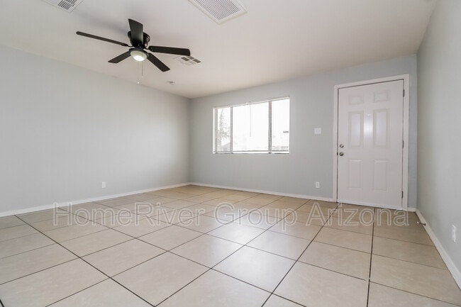 Photo - 5513 N 37th Ave