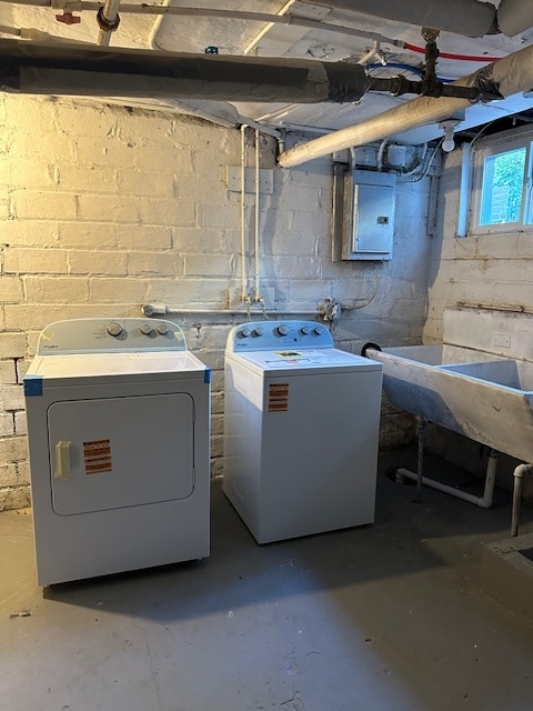 Photo - 3083 E Derbyshire Rd Unit 2