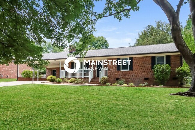 Photo - 663 Sunridge Dr