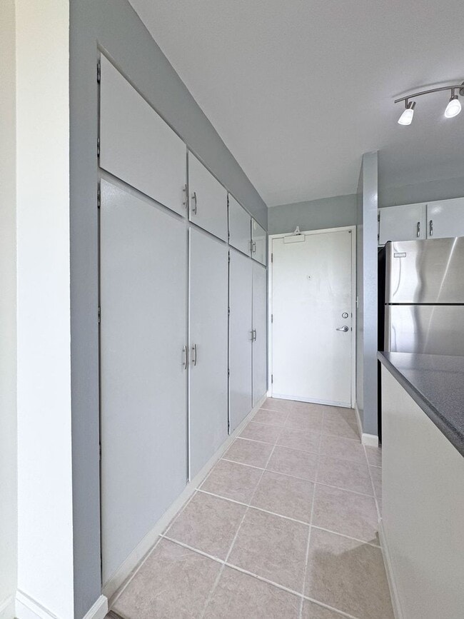 Photo - Pearl Regency Unit 1809