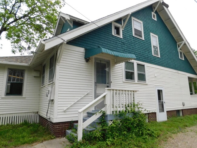 Photo - 310 Olive St