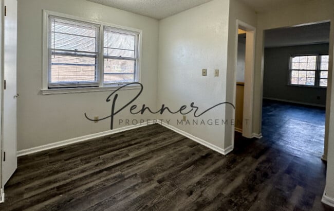 Photo - 105 SW 20th St