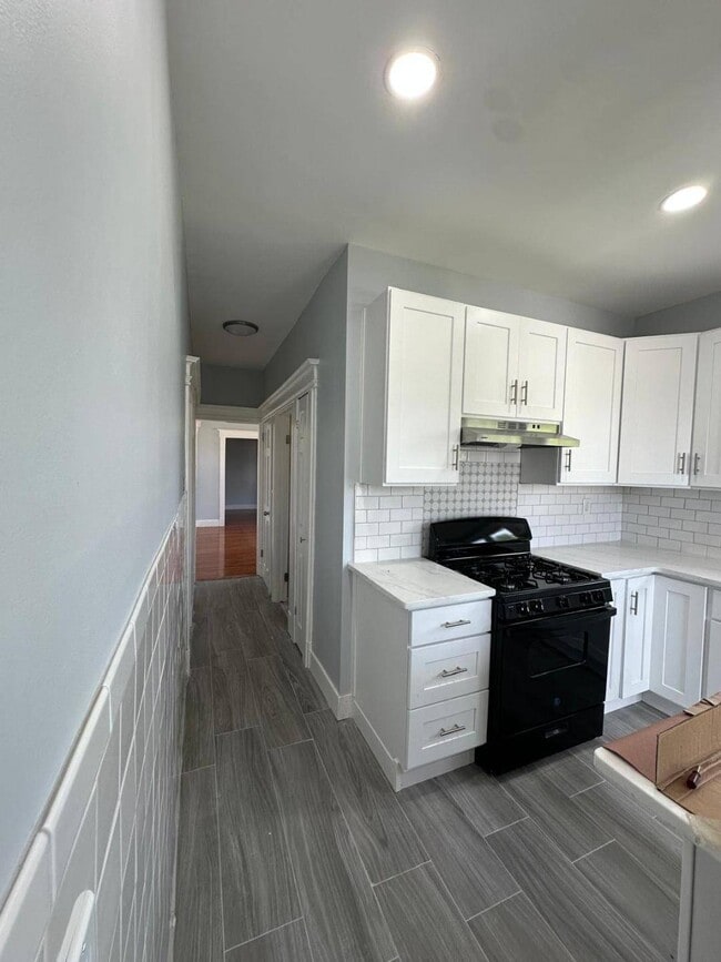 Photo - 291 Potter Ave