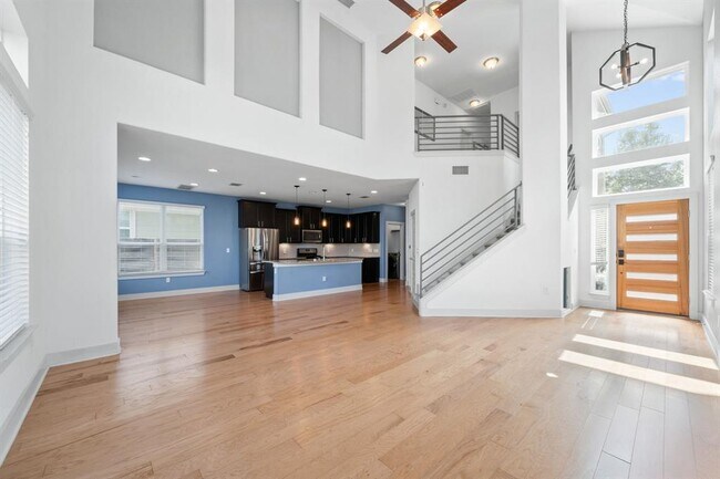 Photo - 1406 Casa Dr