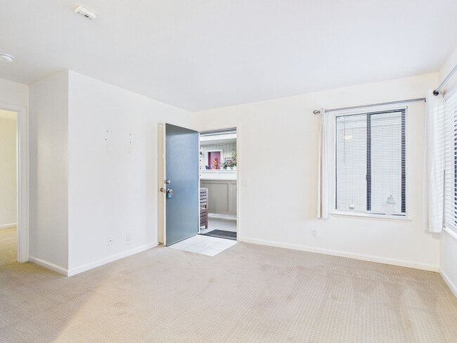 Photo - Upstairs 1 bedroom condo now available at Cypress Park