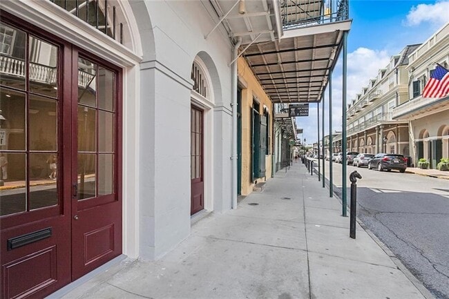 Photo - 710 Orleans St