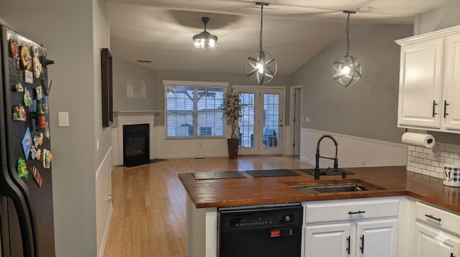 Photo - Fantastic Location & Price