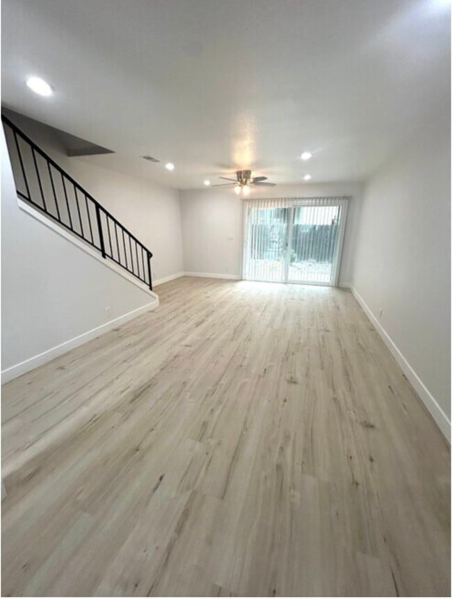 Photo - Foothill Manor Townhomes