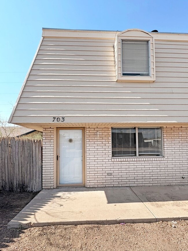 Building Photo - 703-707 West Copper Avenue Unit 703