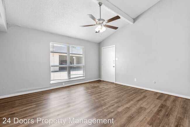 Photo - 2 br, 1.5 bath House - 2824 Wayside B