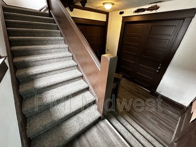 Photo - 2516 S Washington St Unit Apt 2
