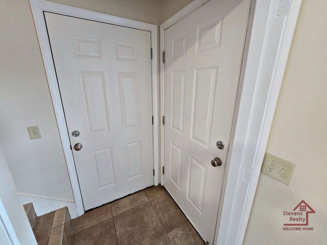 Photo - 1090 N Washington Ave